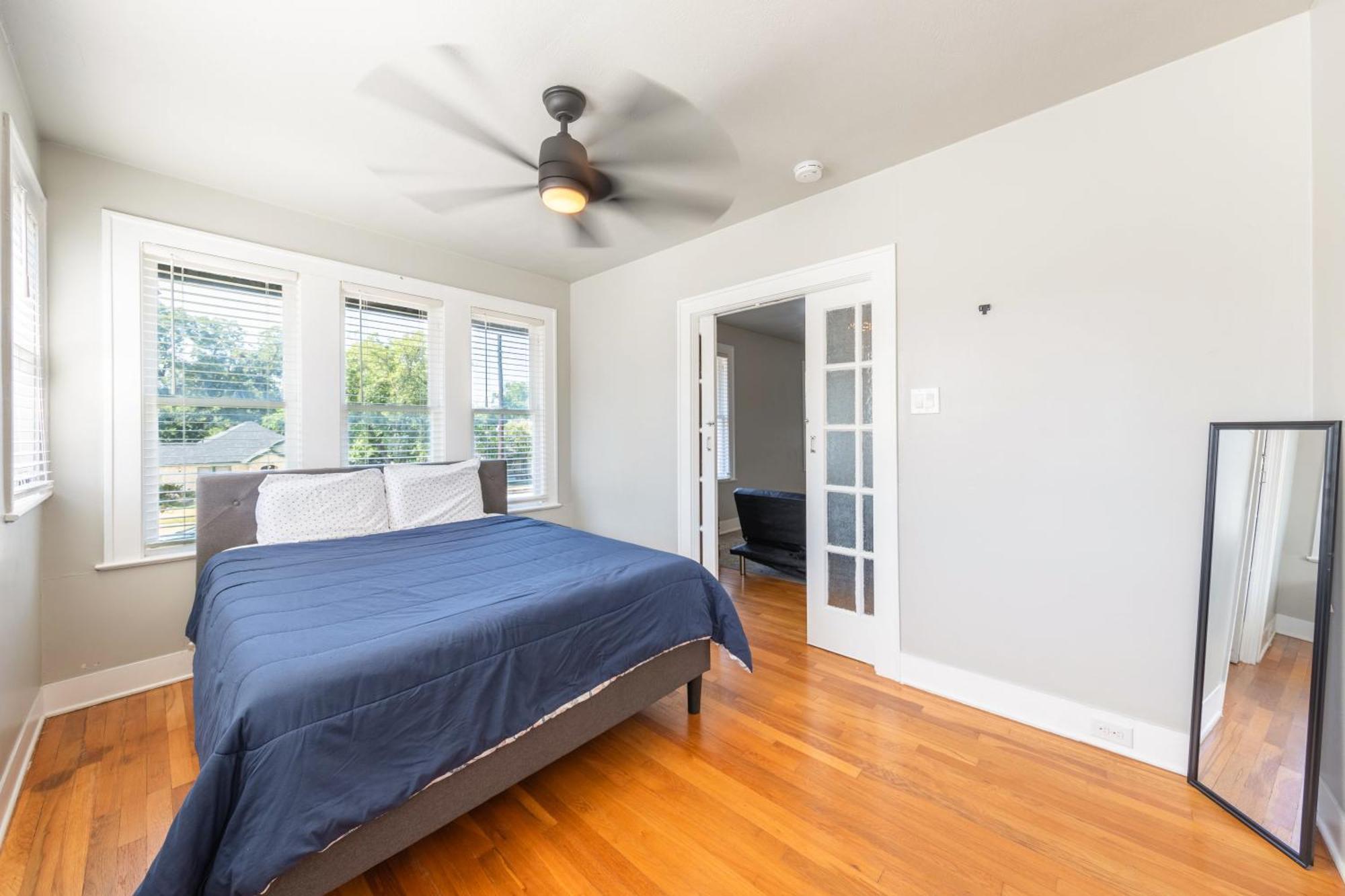 Luxurious 3 Bedroom Near Downtown And Convention Center サンアントニオ エクステリア 写真