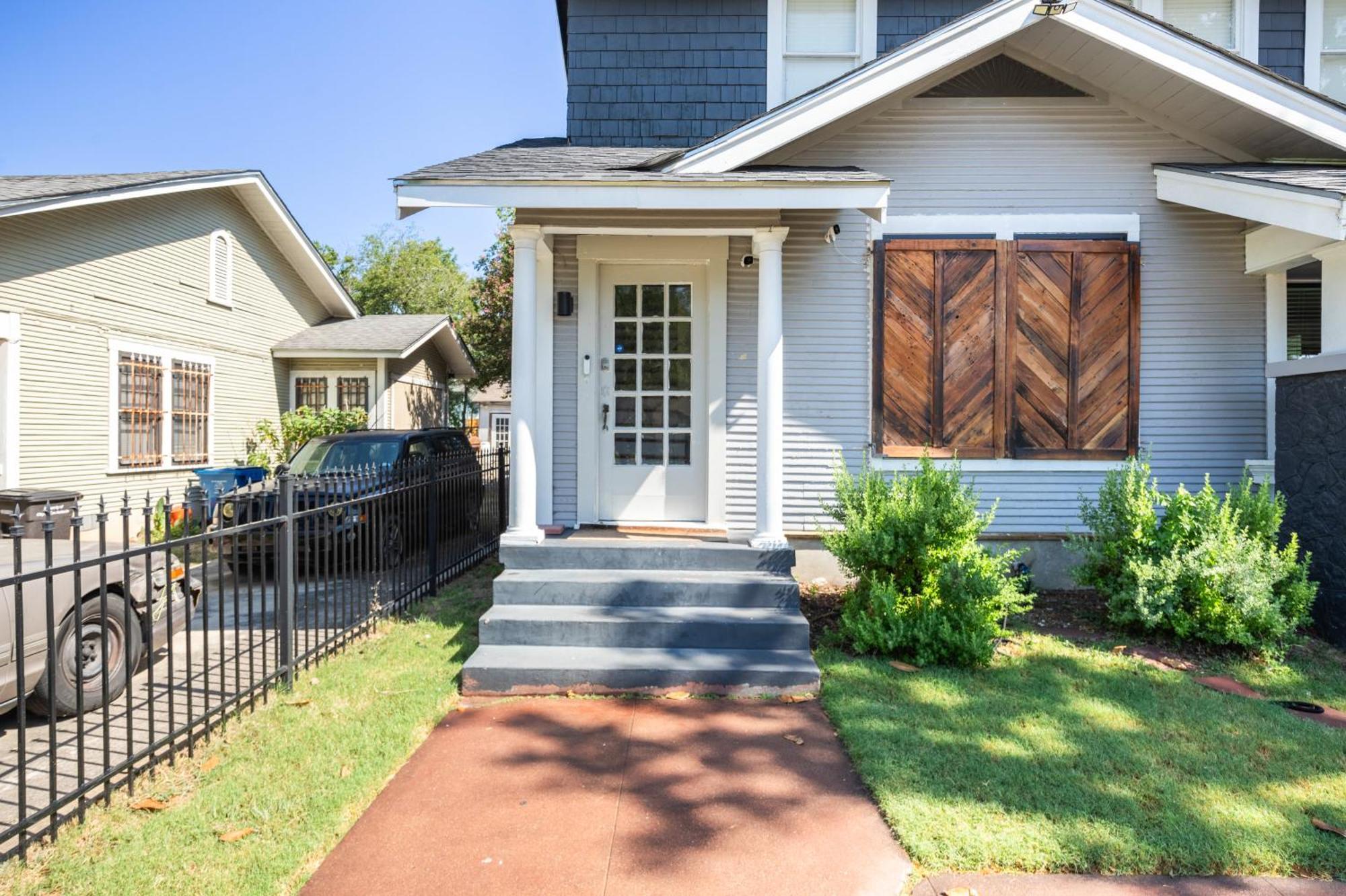 Luxurious 3 Bedroom Near Downtown And Convention Center サンアントニオ エクステリア 写真